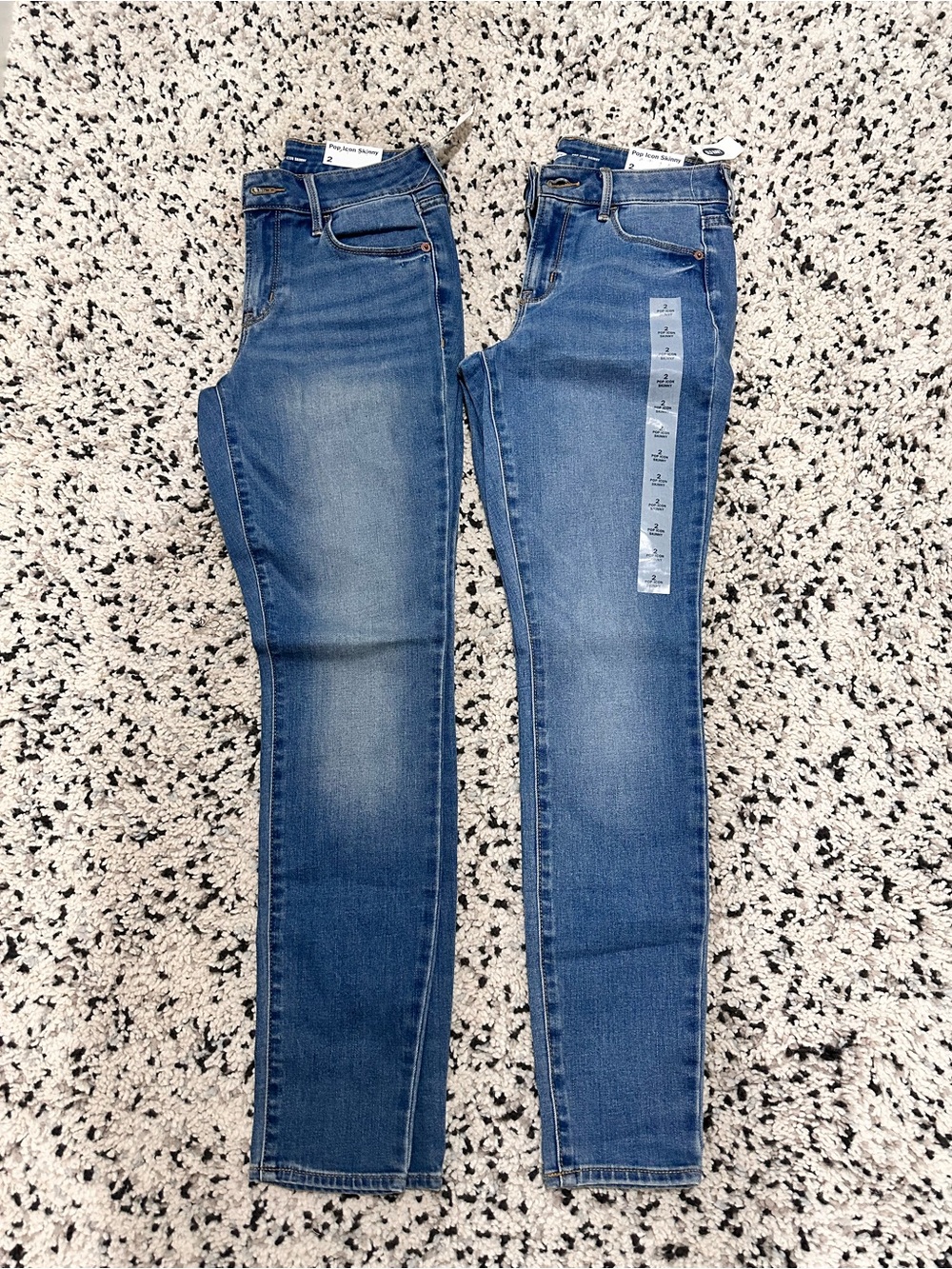 Old Navy Blue Women's Skinny Stretch Jeans - Faded Wash set of‎ 2